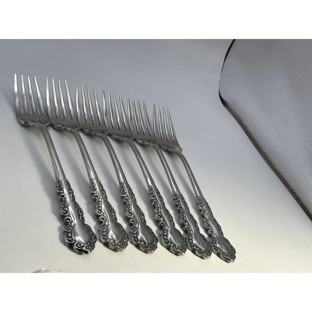 Oneida Shelley Stainless Steel Flatware 1 Knife Missing 31 Pieces 6 Piece Place‎